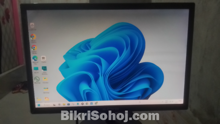 Desktop computer -- Core i5 7 gen